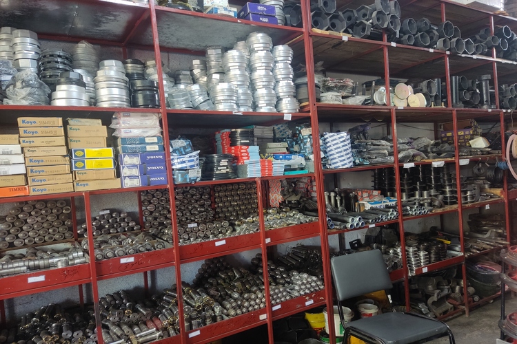 زیربند انواع قطعات تریلی